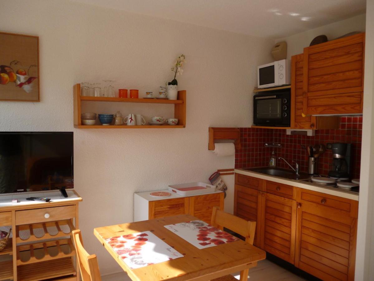 Studio Lumineux Avec Belle Terrasse Sur Espaces Verts, 100M Plage Carnac Esterno foto