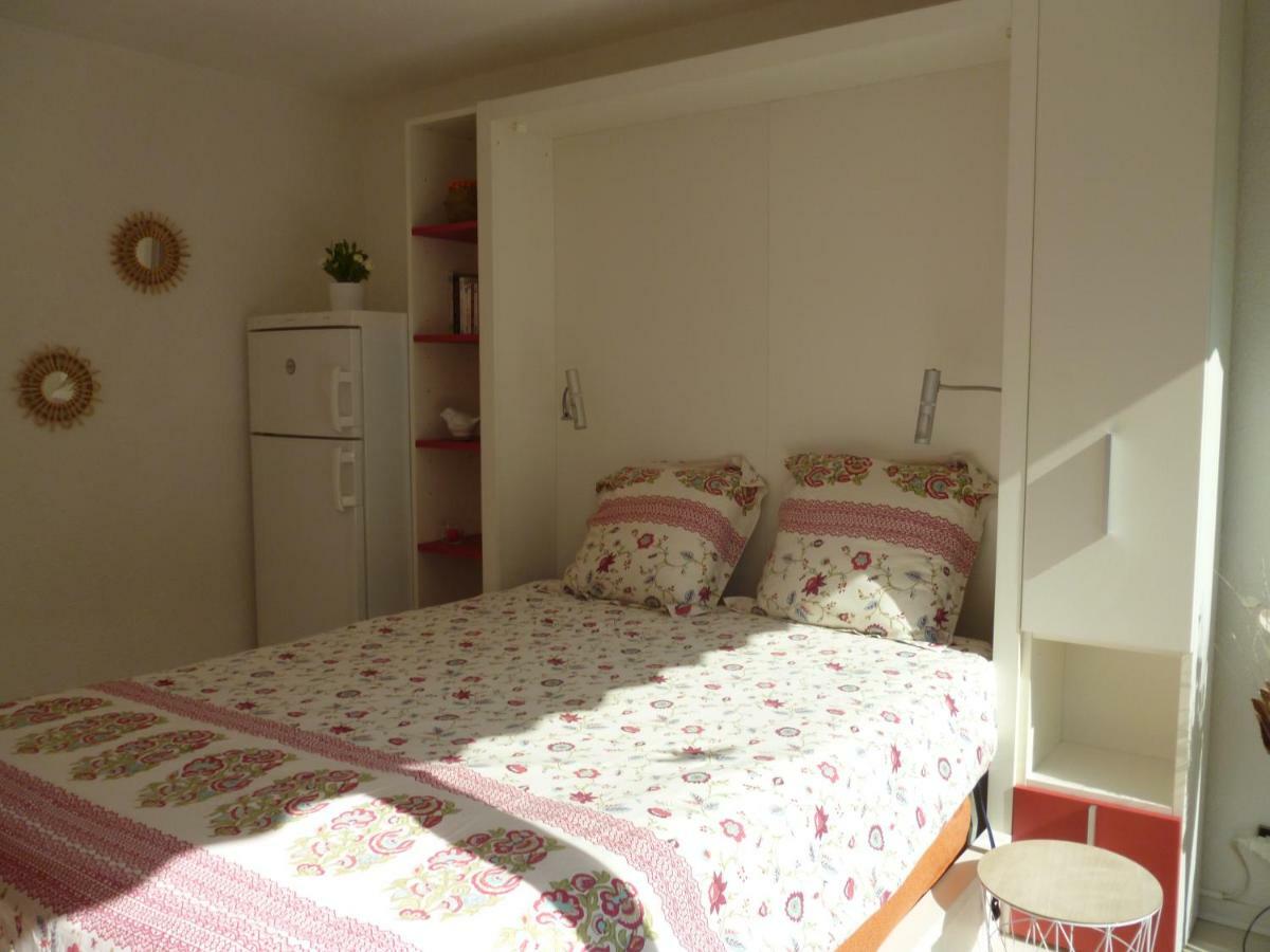 Studio Lumineux Avec Belle Terrasse Sur Espaces Verts, 100M Plage Carnac Esterno foto